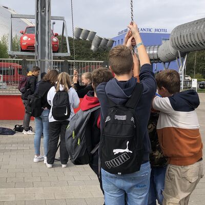 Universumbesuch 8c
